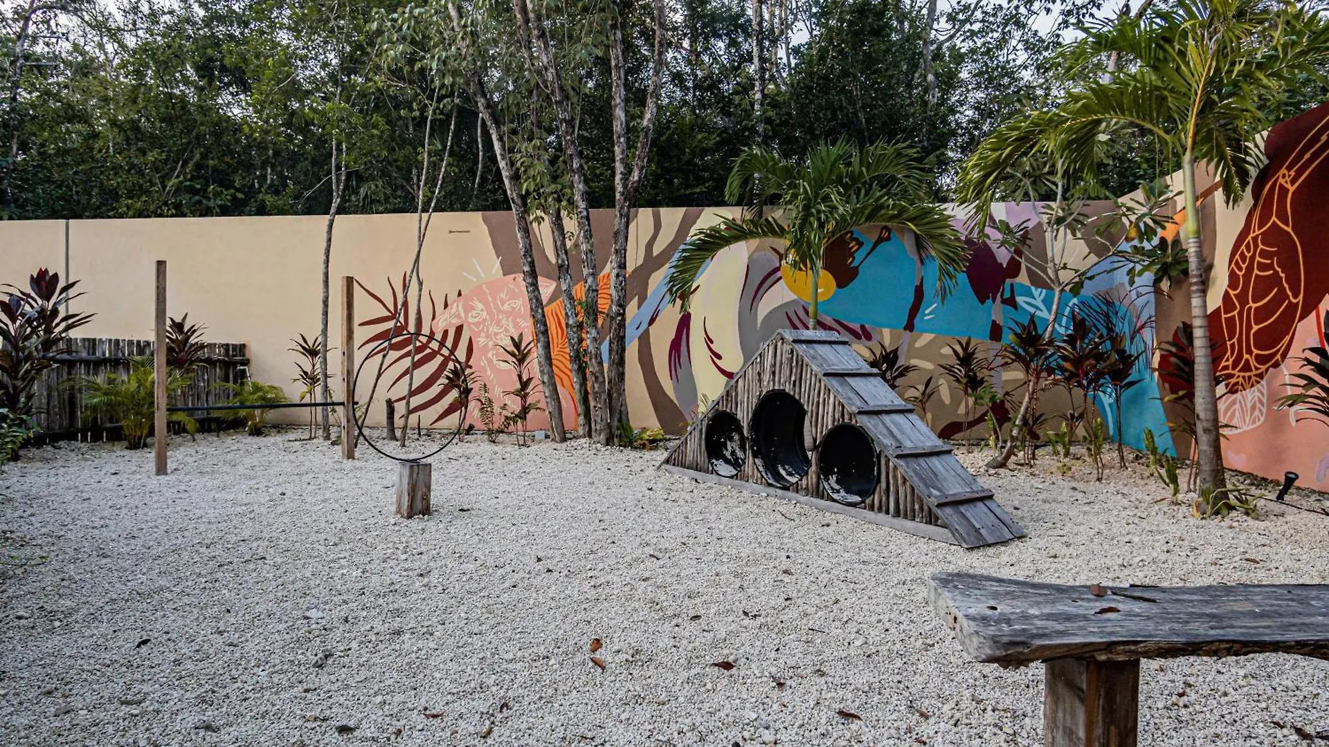 Appartamento Downtown Delight -Roof With Pool & Bbq & Jungle Gym Tulum 0*,  Messico